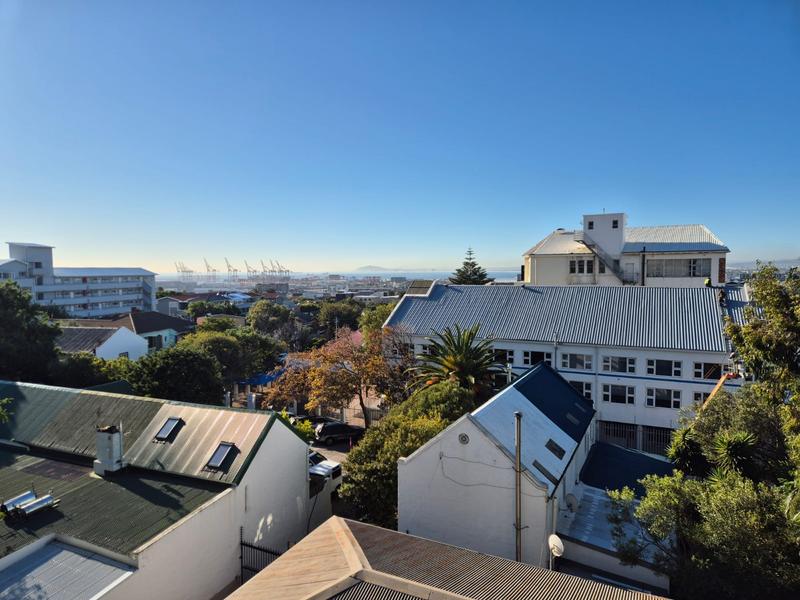 To Let 1 Bedroom Property for Rent in Woodstock Upper Western Cape